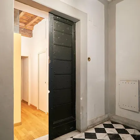 Apartment Trinity Rom