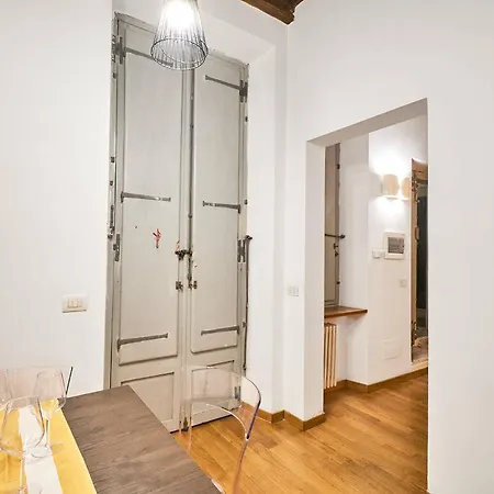 Apartament Trinity *