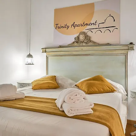 Apartament Trinity *